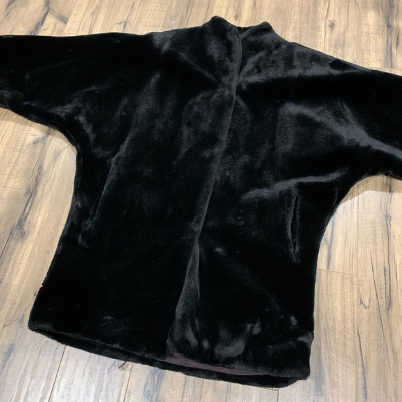 Vintage Monterey Fashion Fur Coat 🌹 - Picture 7 of 8